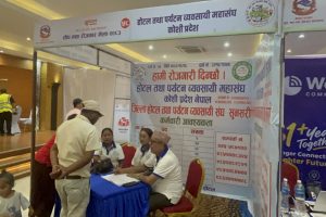 इटहरी रोजगार मेलामा ५ हजार ५ सयभन्दा बढी सहभागी, ११ जनाले पाए रोजगारीको अवसर