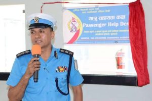 इटहरी बसपार्कमा यात्रु सहायता कक्ष सञ्चालन अजितकुमार झा
